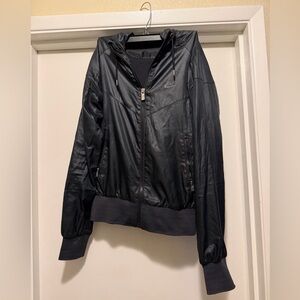 Nike Women's Black Wind Breaker Jacket